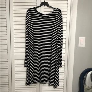 Long Sleeve Stripped Dress